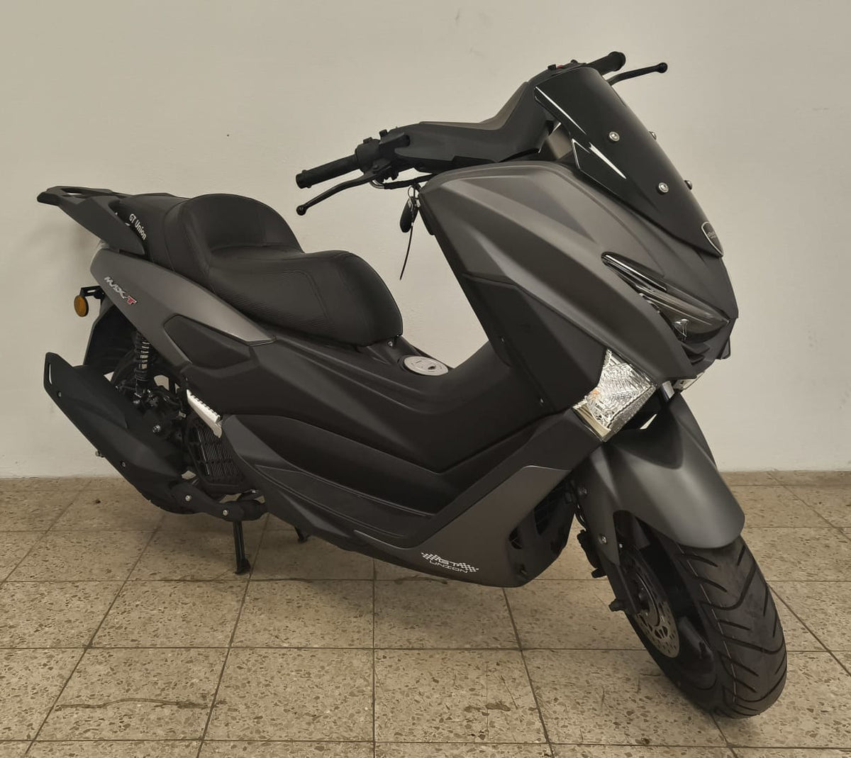 Max T - 125ccm Euro 5+ Sport Cruiser mit ABS hellgrau matt - B-Ware