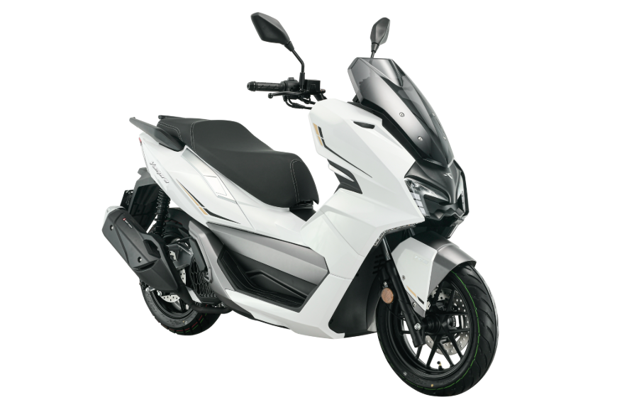Vampire 125 AC - white