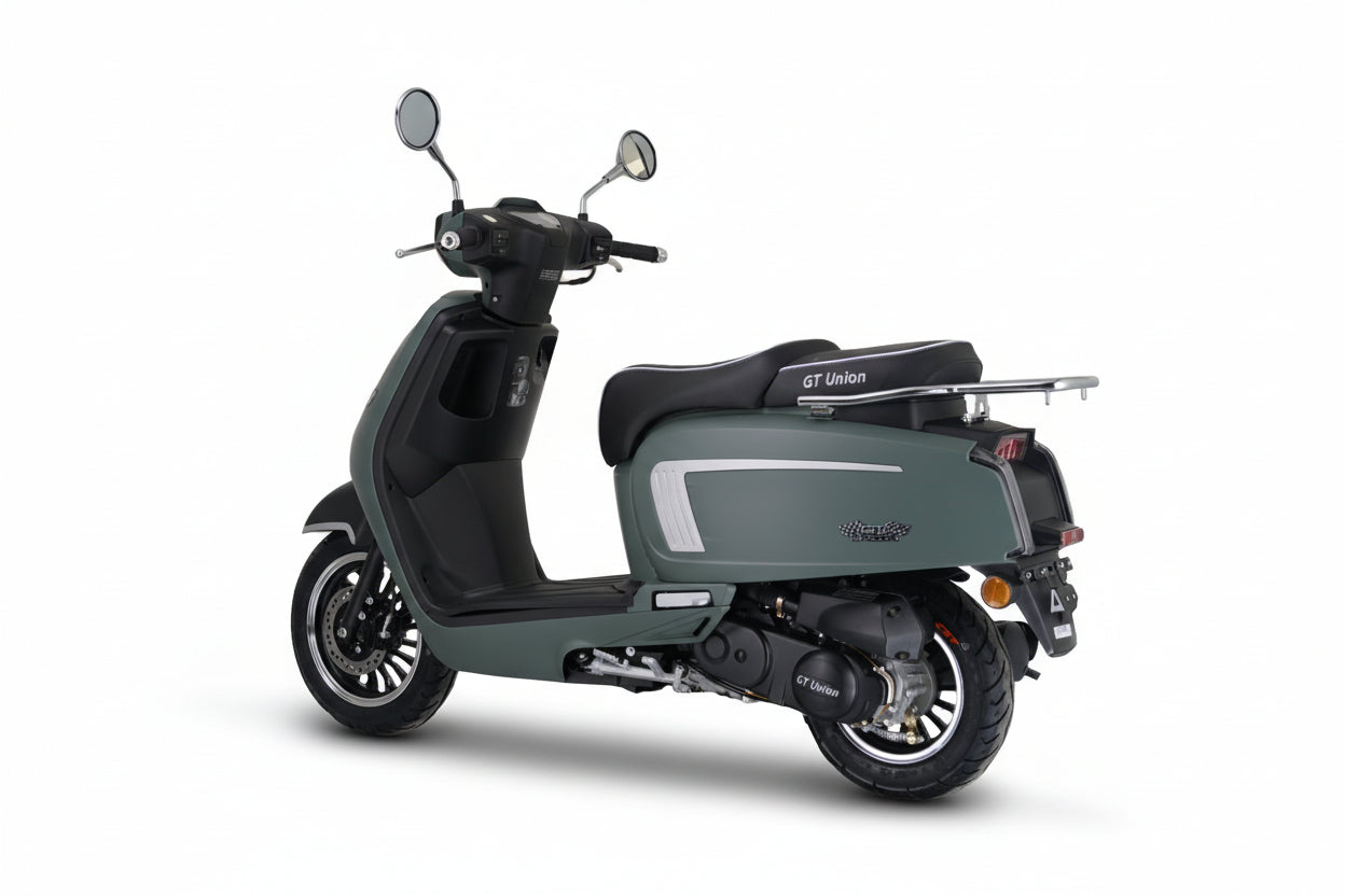 Venis - 50 ccm Euro 5+ grün metallic - Heute bestellen, Vorfreude sichern - Lieferung startet im Oktober