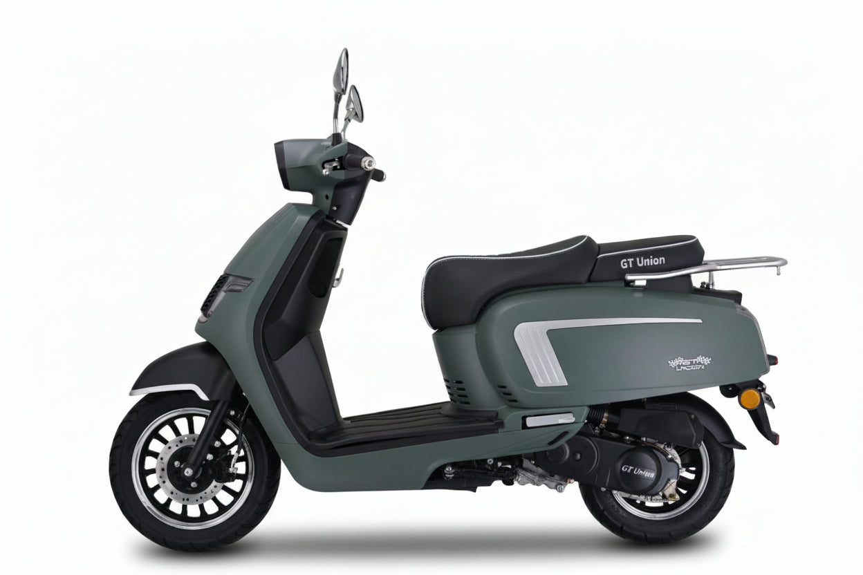 Venis - 50 ccm Euro 5+ grün metallic - Heute bestellen, Vorfreude sichern - Lieferung startet im Oktober