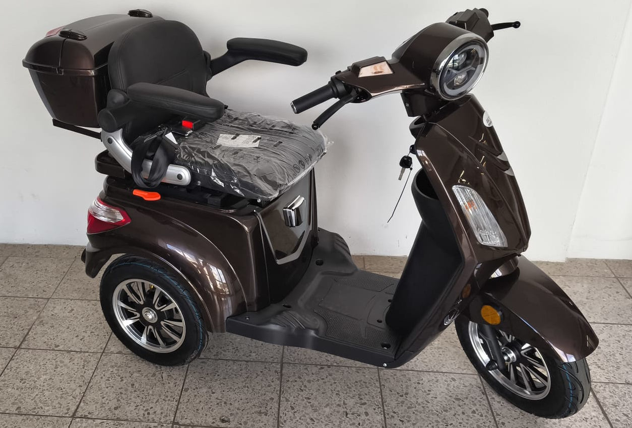 Seniorenmobil AM E-Trike Pro - braun mit Hardkoffer - B-Ware - Neuware