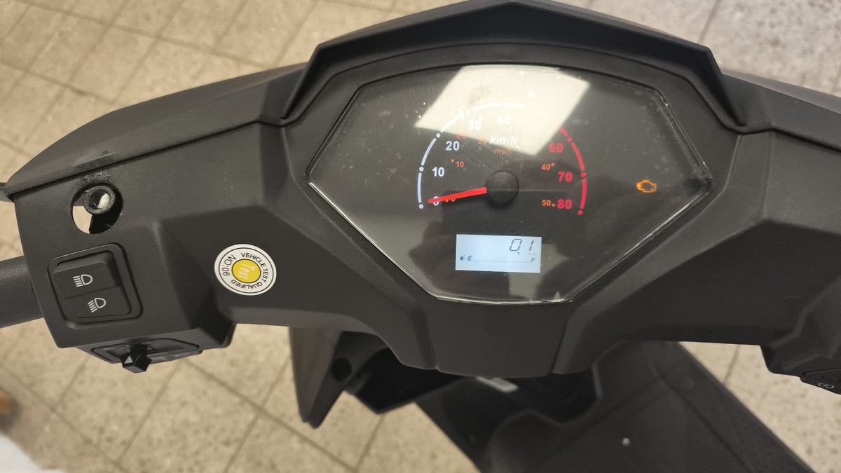 Sonic 50ccm - mattschwarz - B-Ware