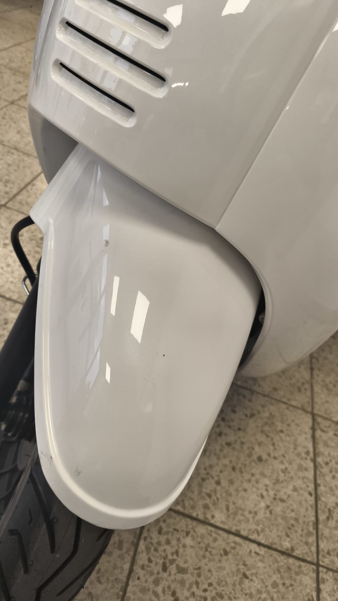 Massimo 50ccm - perlweiß mit Top Case - B-Ware