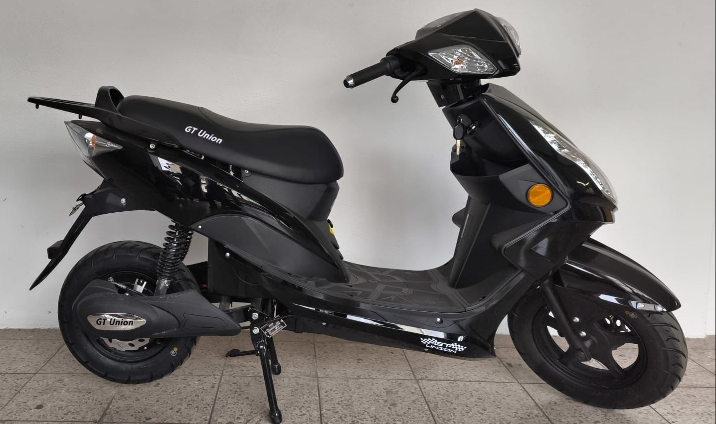 e-GT3  schwarz - Gebrauchtfahrzeug - B-Ware