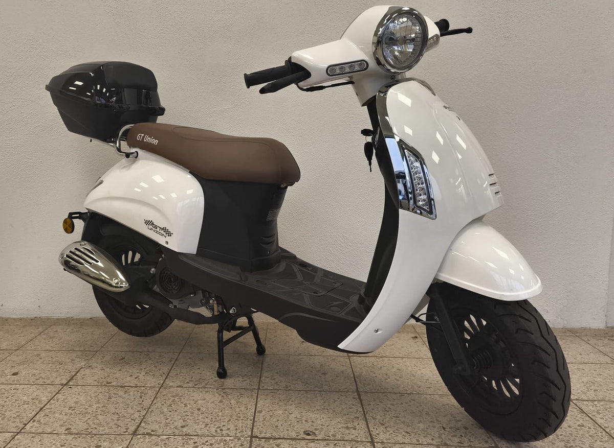 Massimo 50ccm - perlweiß mit Top Case - B-Ware